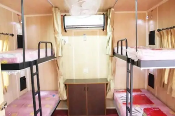 accomodation cabin